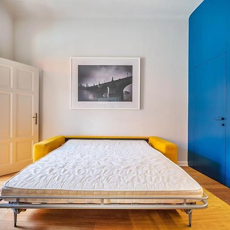 Quiet City Center Apartment In Hip & Foodie Area Praha Bagian luar foto