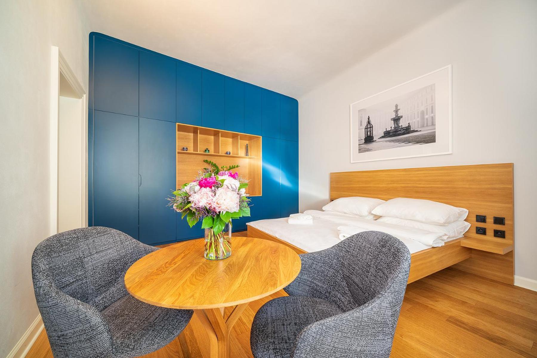 Quiet City Center Apartment In Hip & Foodie Area Praha Bagian luar foto